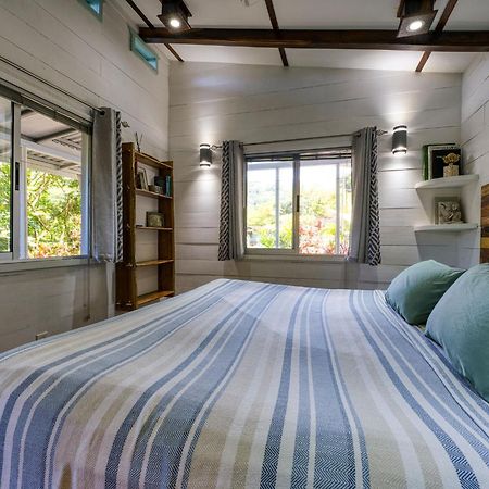 Bamboo River House And Hotel Dominical Bagian luar foto