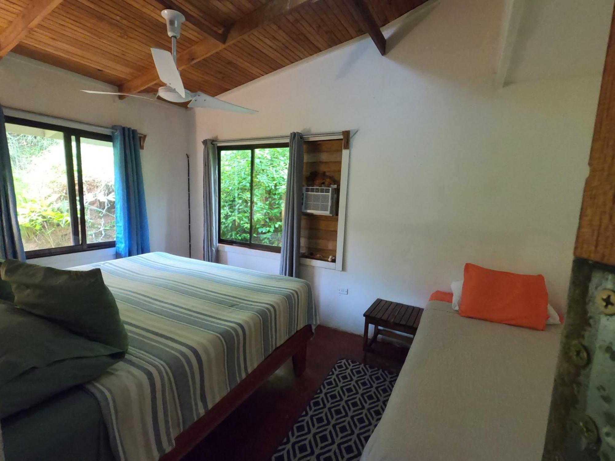 Bamboo River House And Hotel Dominical Bagian luar foto