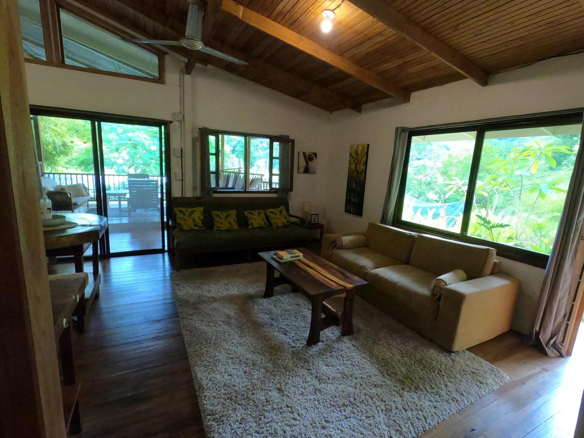 Bamboo River House And Hotel Dominical Bagian luar foto